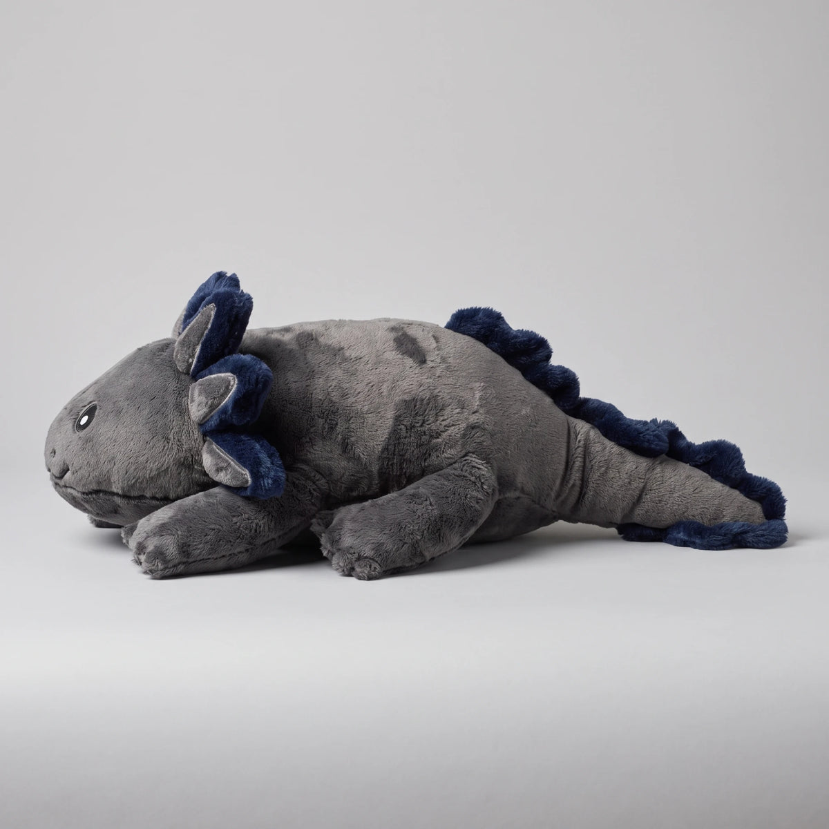 Weighted Axolotl in Blue Flame, 2.3 kg, seen from the side