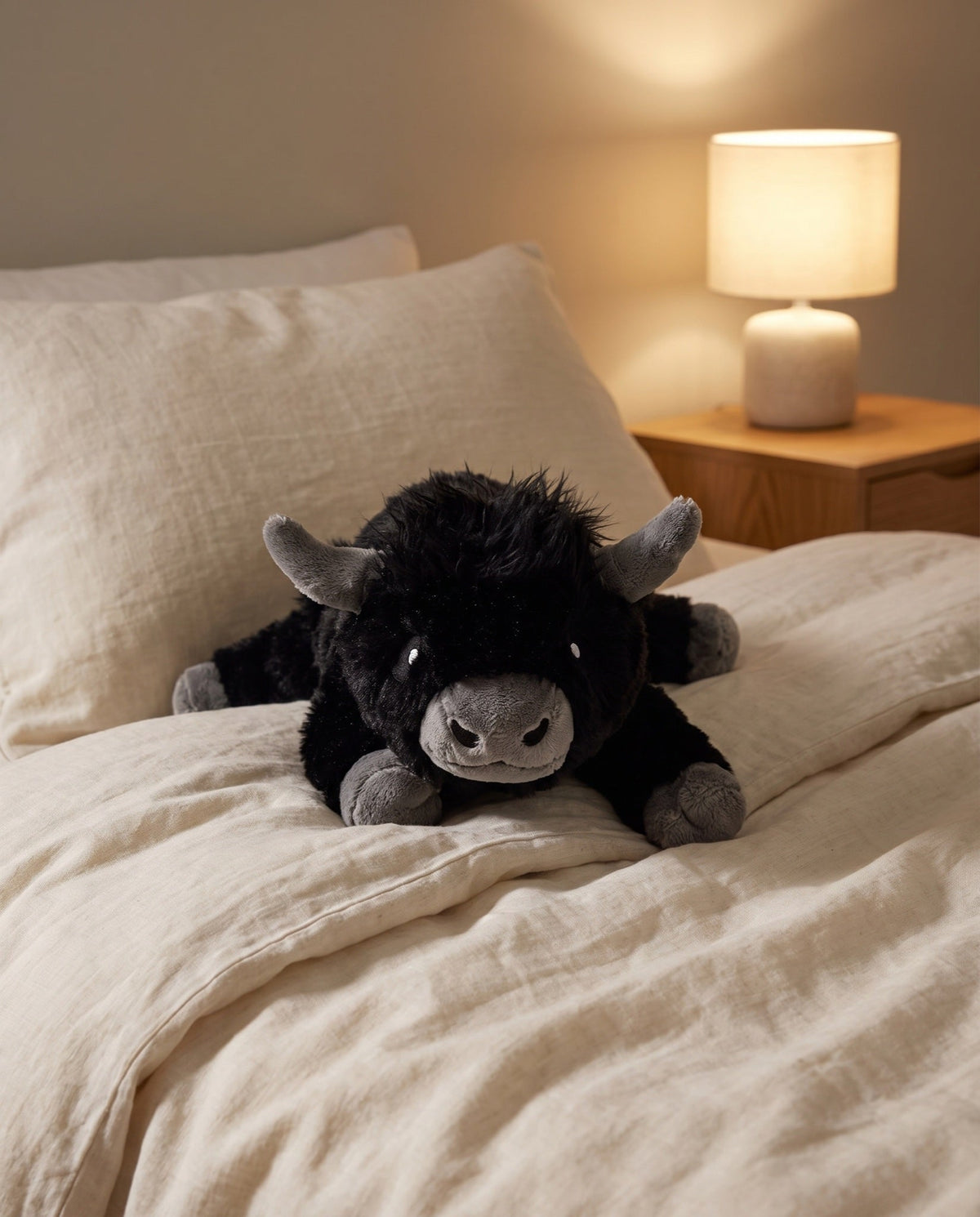 Weighted Highland Cow Black, 2.3 kg #Colour_Black